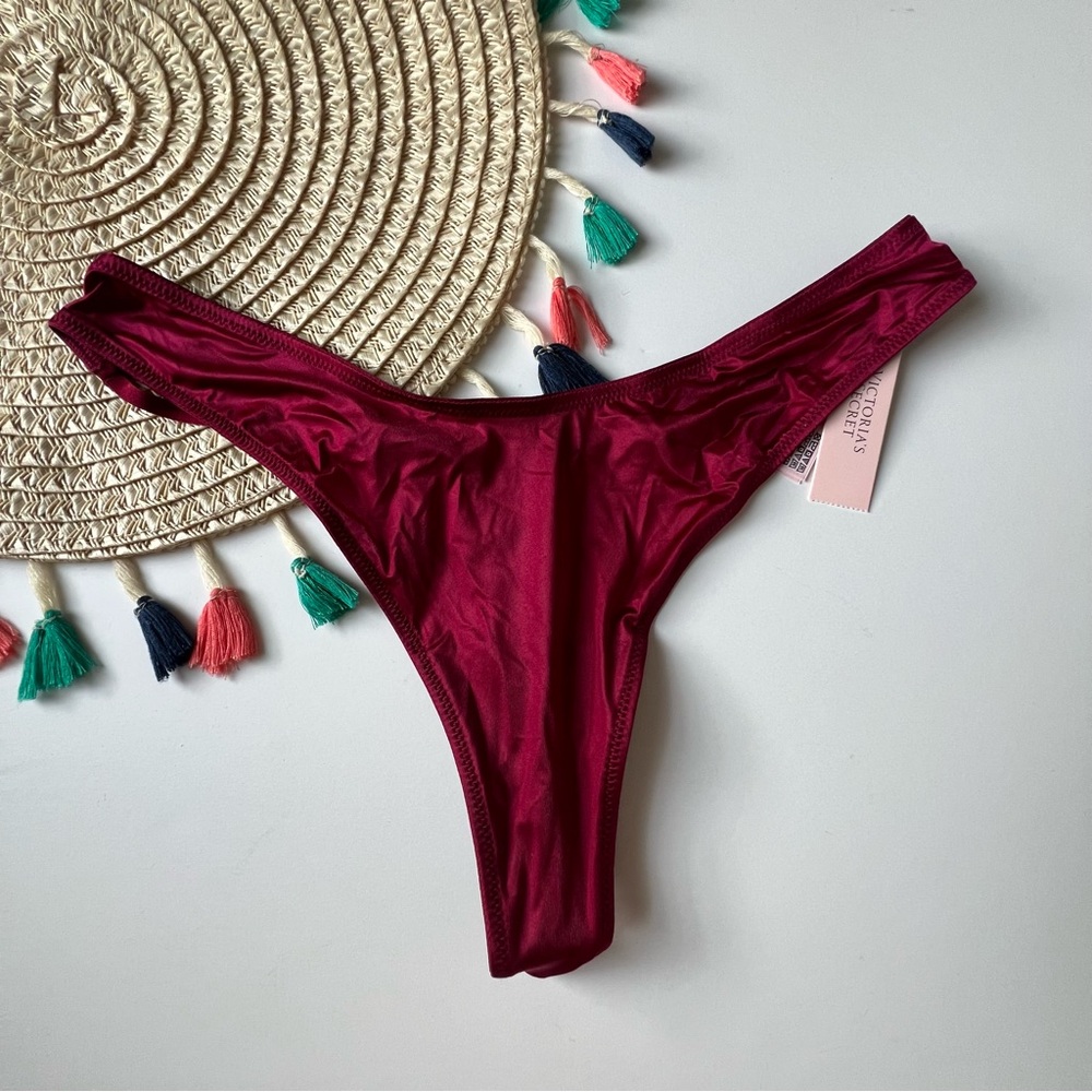 Victoria's Secret Starstruck Strappy High-Leg Thong Panty Campari Red M NEW